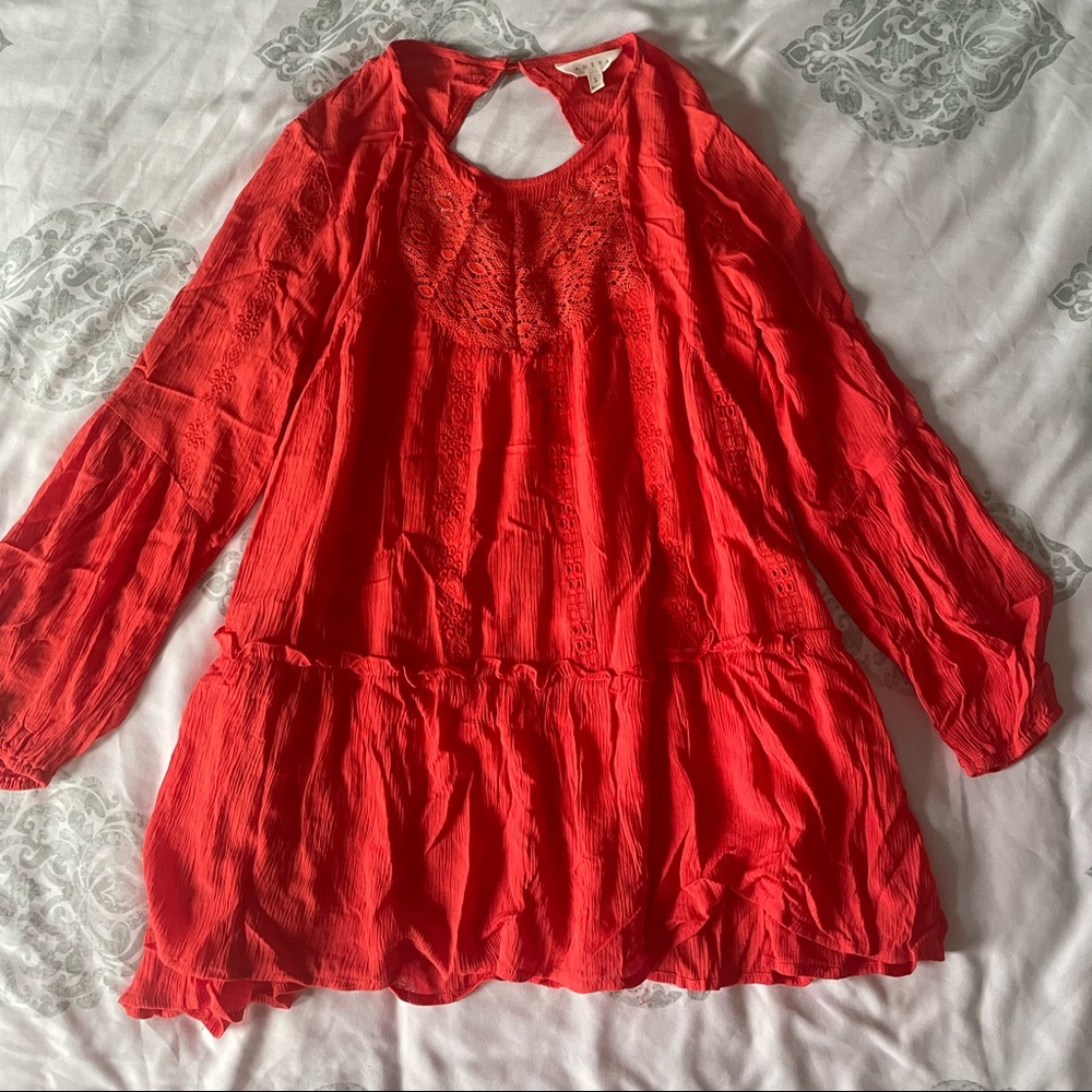 Really cute ADIVA shirt size large